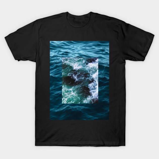 The Sea. T-Shirt by querohatesyou